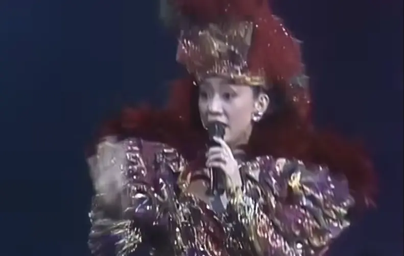 梅艳芳90夏日耀光华演唱会